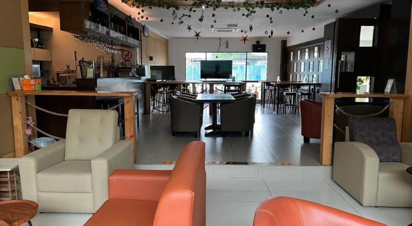 D Arc Hotel Kota Kinabalu Ngoại thất bức ảnh