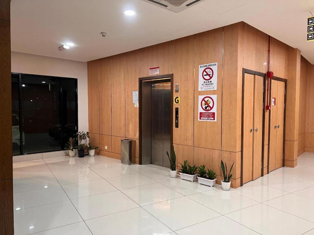 D Arc Hotel Kota Kinabalu Ngoại thất bức ảnh