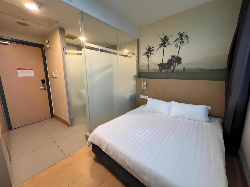 D Arc Hotel Kota Kinabalu Ngoại thất bức ảnh