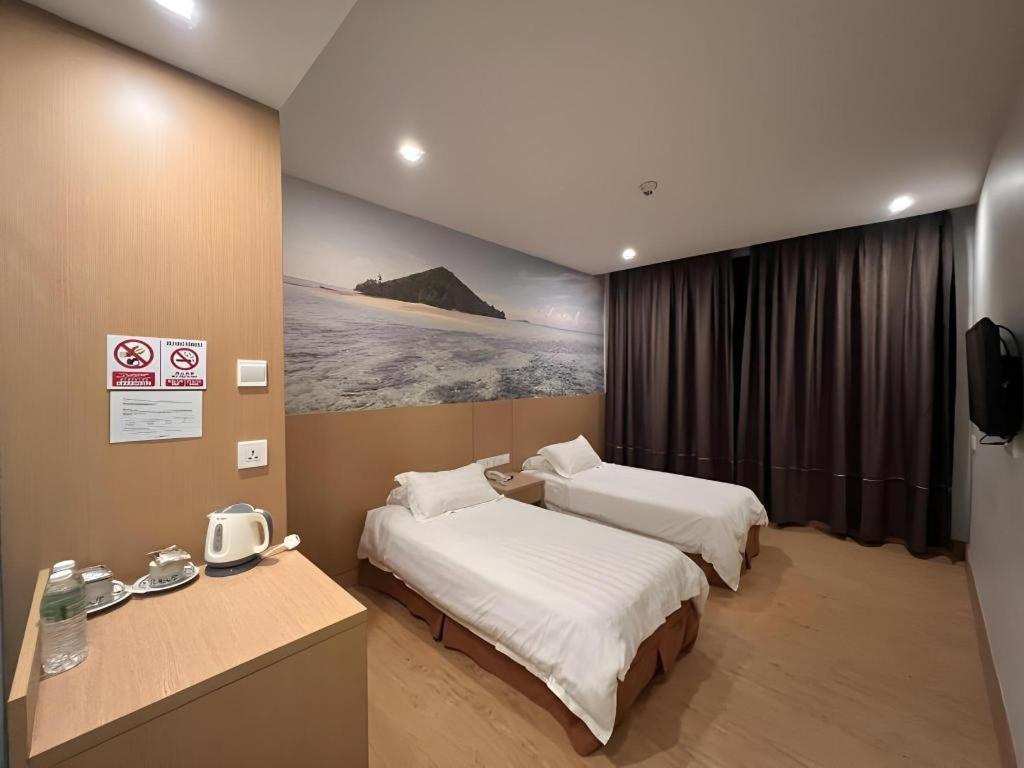 D Arc Hotel Kota Kinabalu Ngoại thất bức ảnh