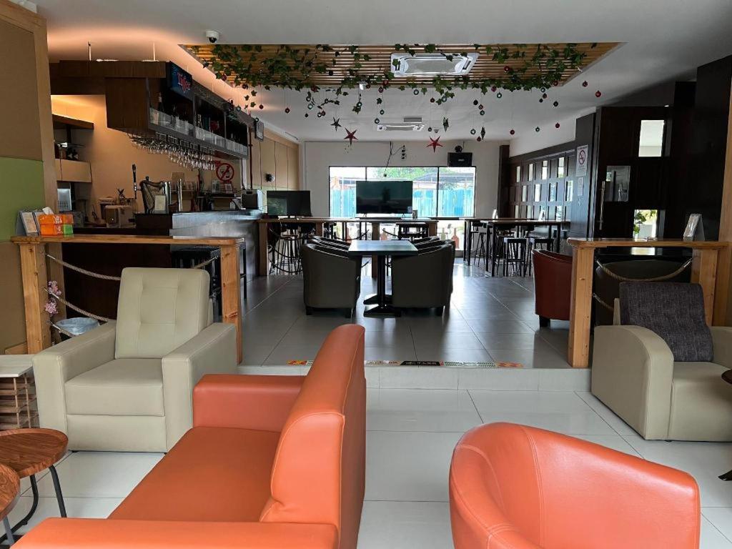D Arc Hotel Kota Kinabalu Ngoại thất bức ảnh